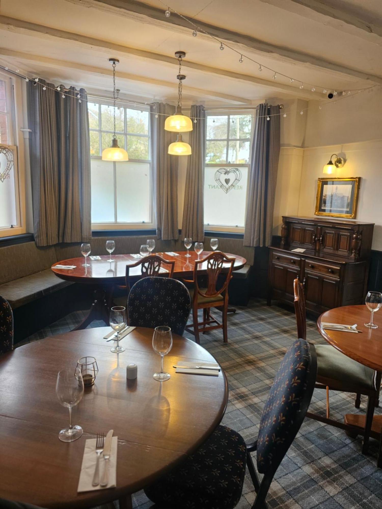 The Old Railway Hotel Porton Екстер'єр фото