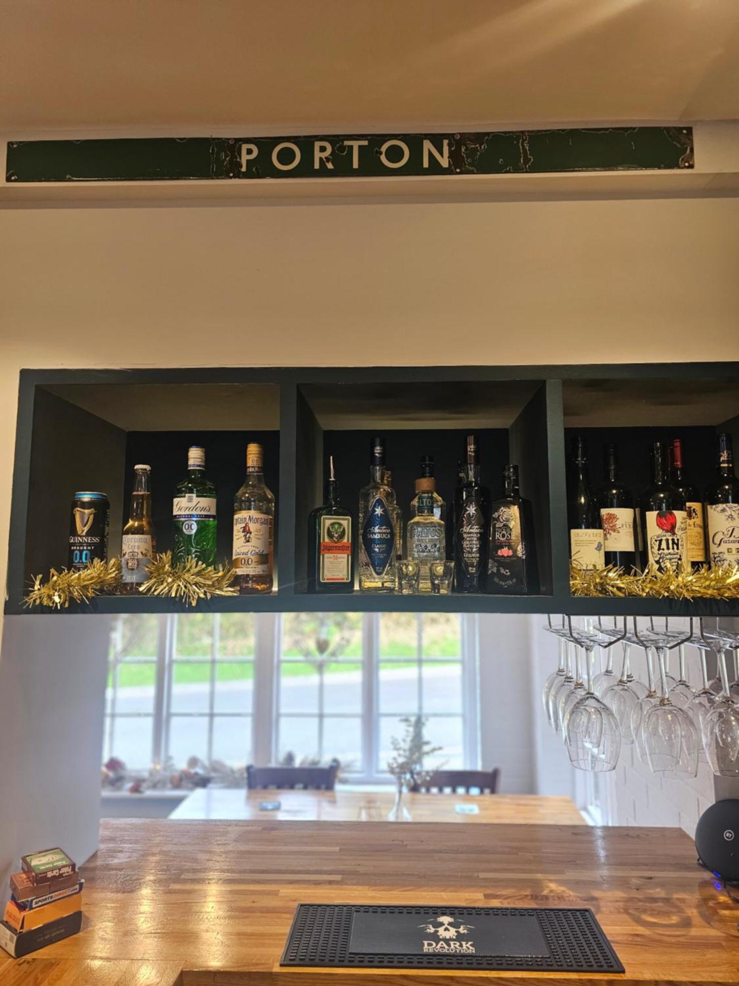 The Old Railway Hotel Porton Екстер'єр фото