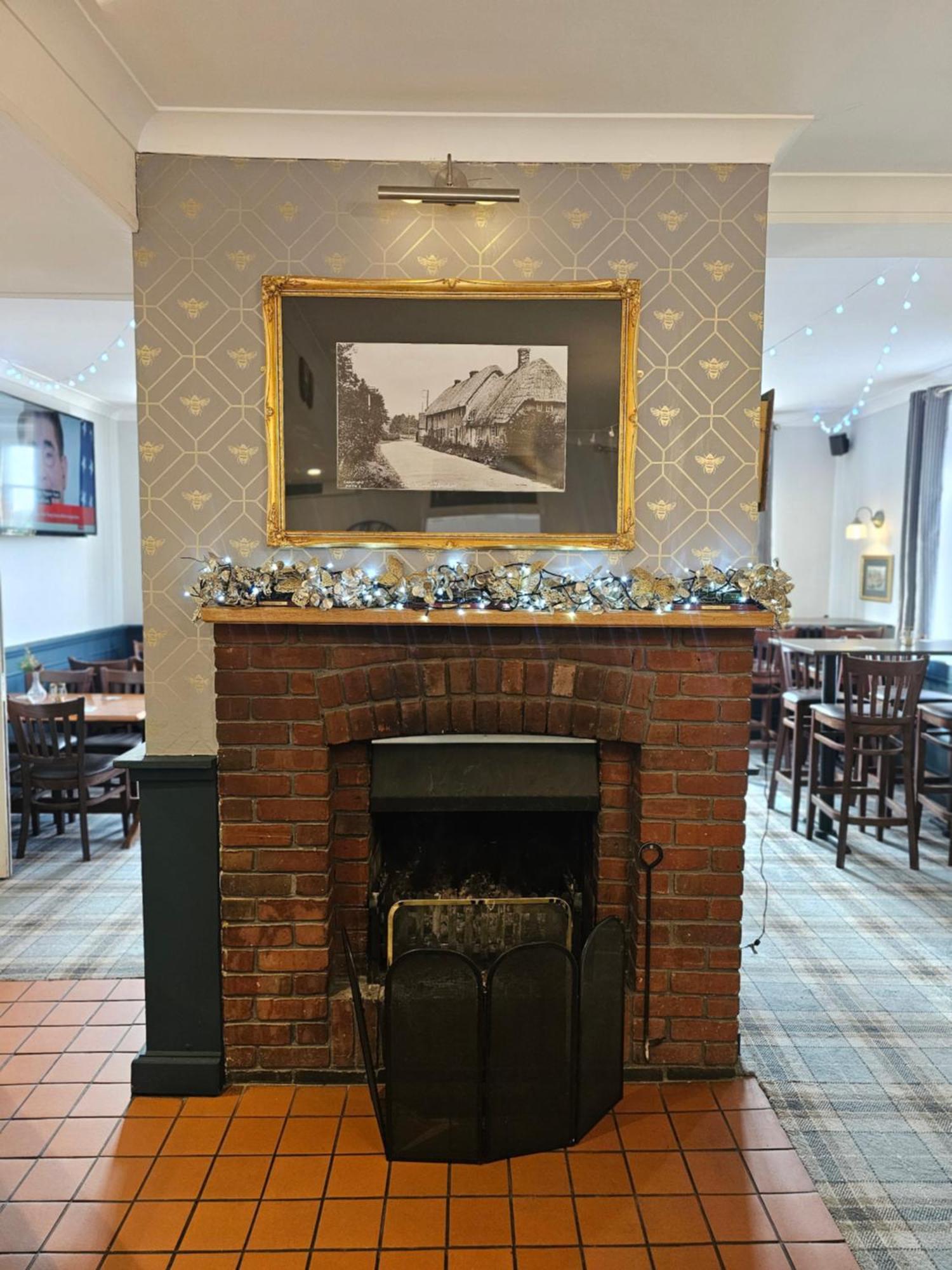 The Old Railway Hotel Porton Екстер'єр фото